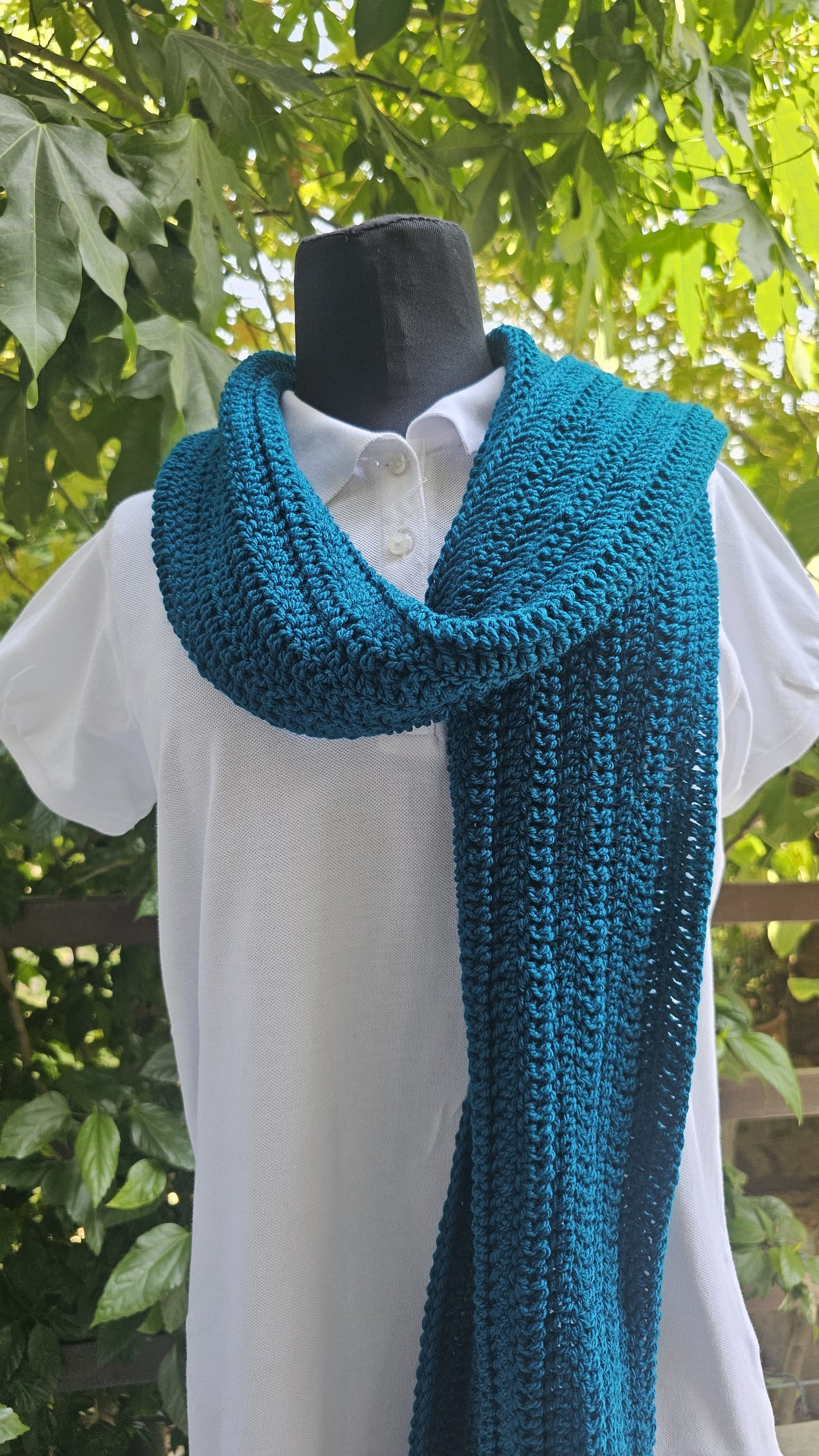 Crochet handmade muffler